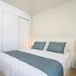 Home2book Modern With Pool In Apartman