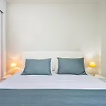 Home2book Modern With Pool In شقة *