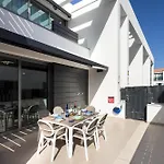 شقة Home2book Modern With Pool In