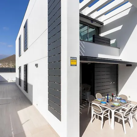 شقة Home2book Modern With Pool In